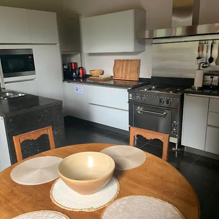 Banet-sart A Prázdninový dům *