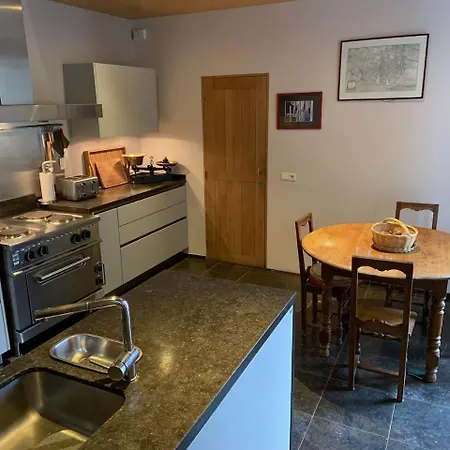 Banet-sart A Prázdninový dům